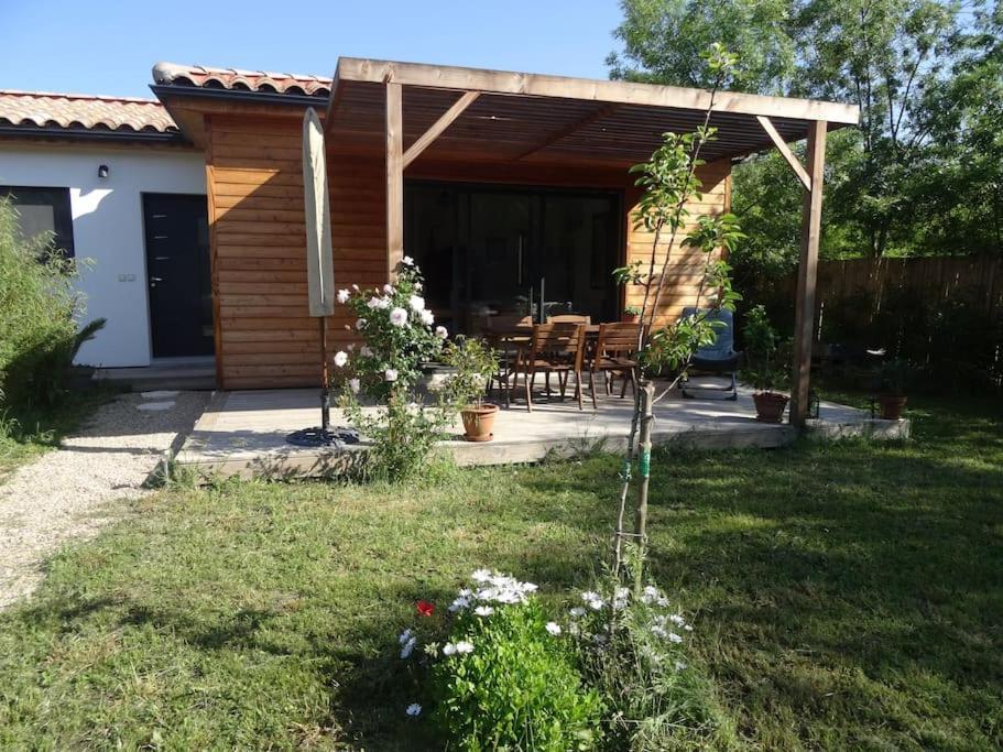 Beau 2 Pieces Avec Jardin Dans Villa A Mougins. מראה חיצוני תמונה